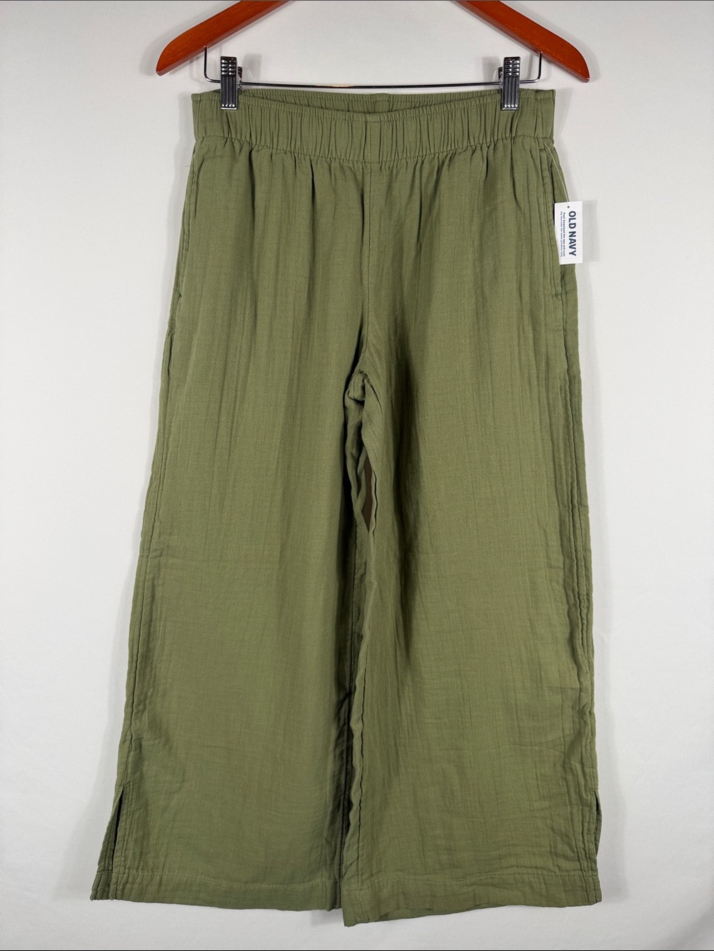 Old Navy High Rise Wide Leg Olive Green 100% Cotton Pants. Womens size S Petite